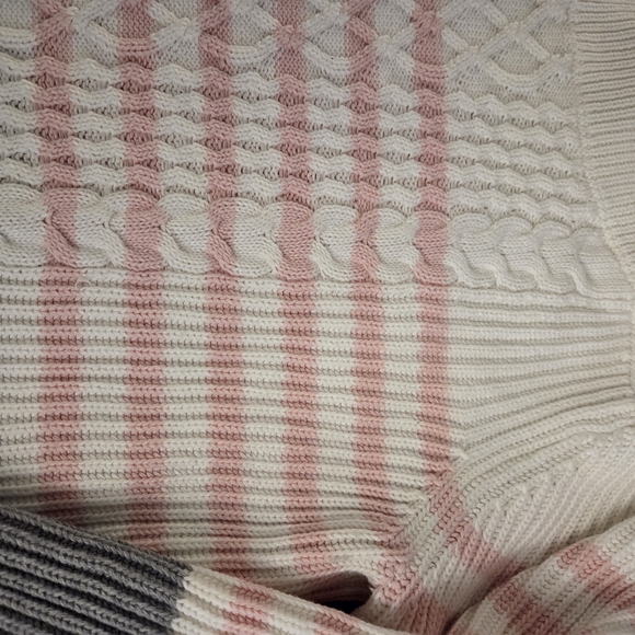 Tommy Hilfiger Cream and Gray Striped Sweater - Picture 7 of 9